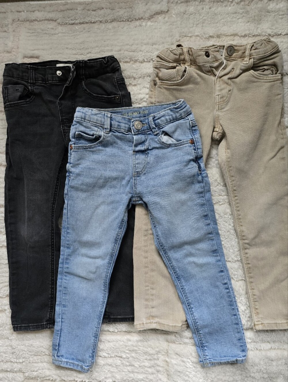 Zara Kids Skinny Jeans Trio — Light Blue, Black & Cream Size 4